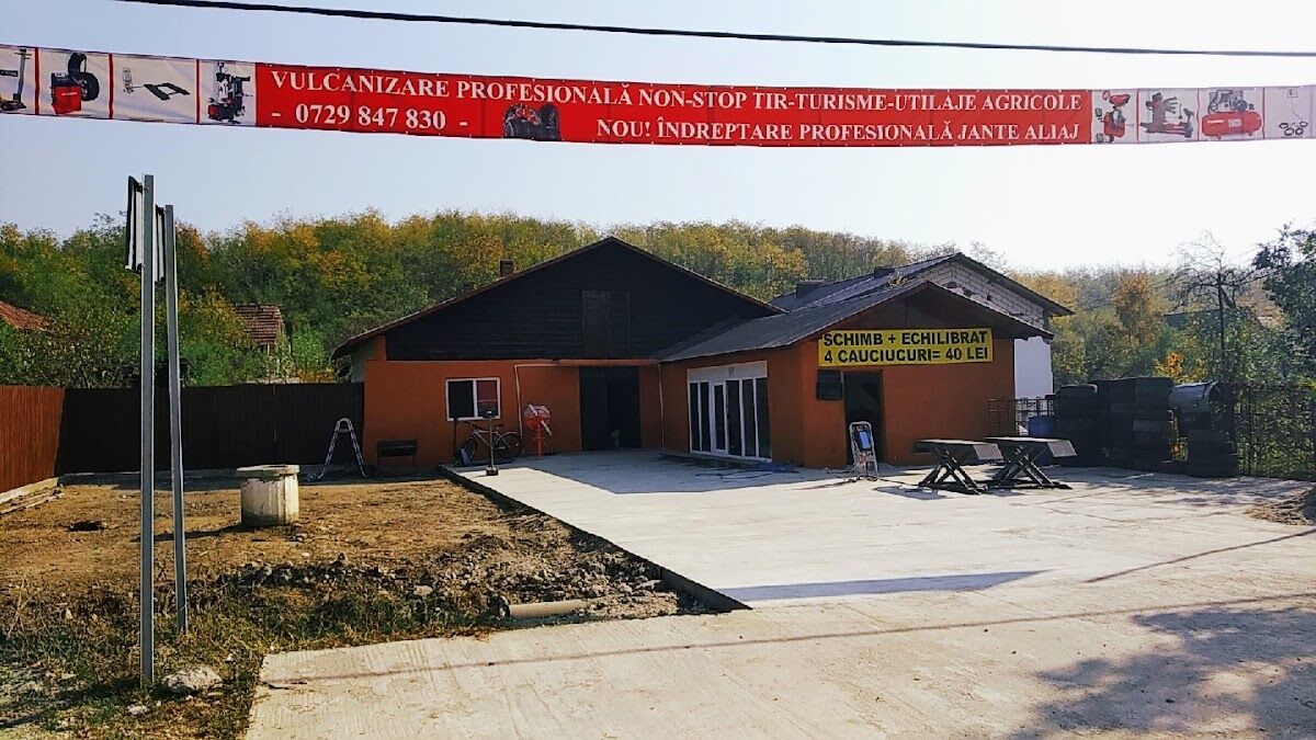 Atelierul Vulcanizare Dragodana, văzut din față
